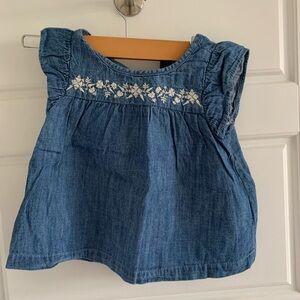 Gap girls denim shirt - Size 3T